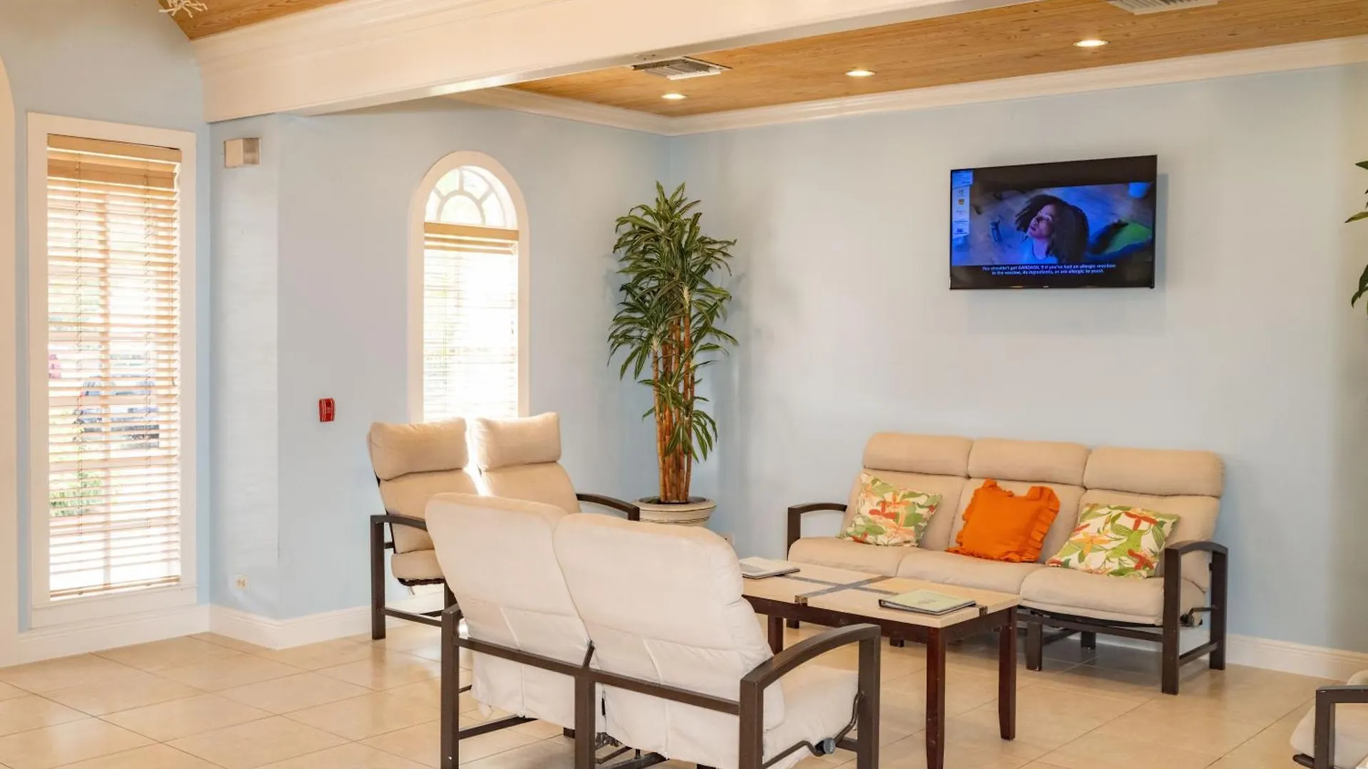 Garden View Villas At Paradise Island Beach Club Creek Village